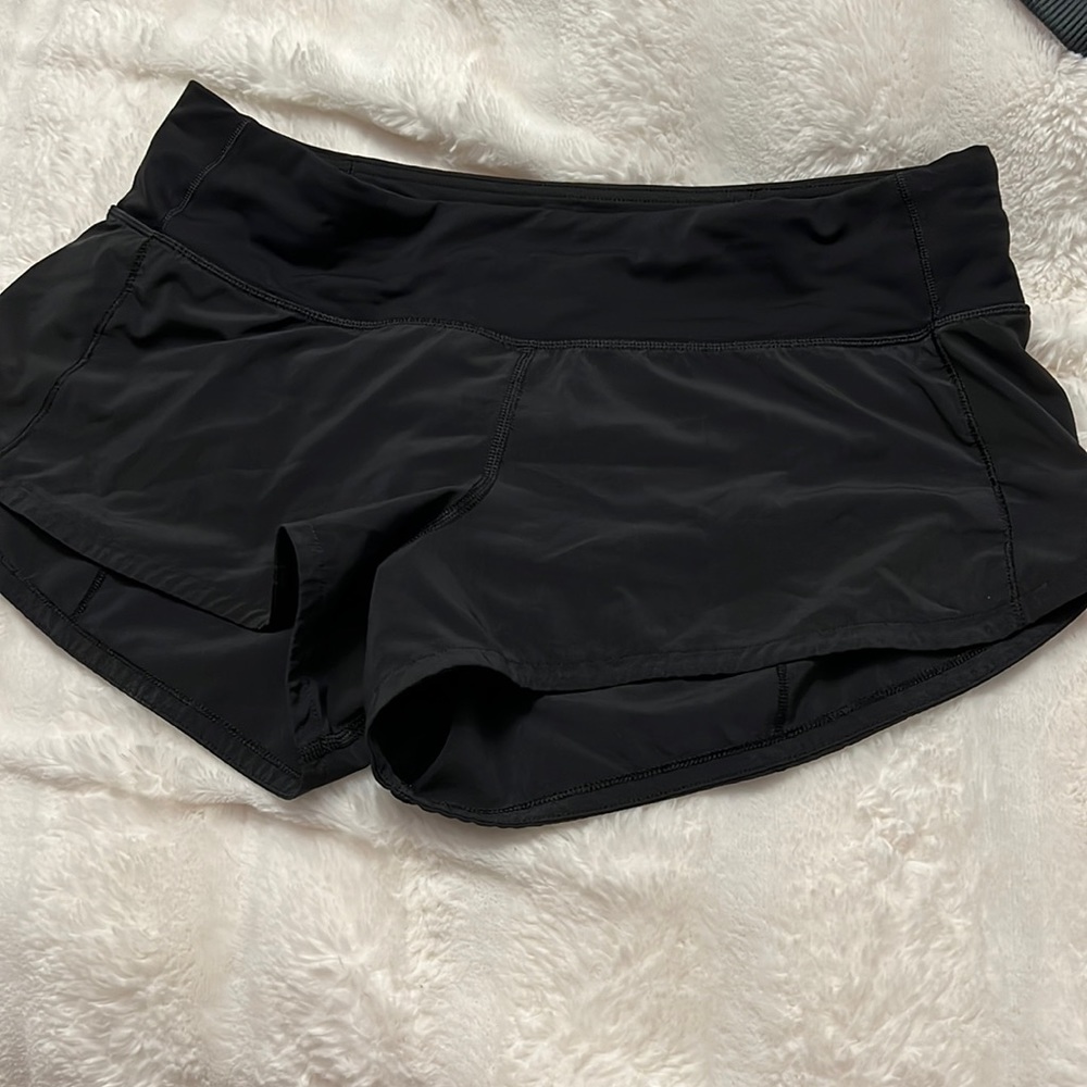 Lululemon black Shorty shorts